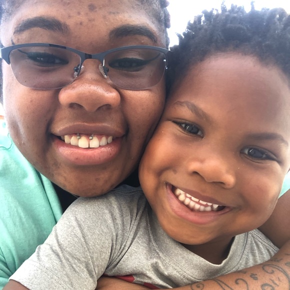 Hey There! 👋🏽 - Picture 4 of 5